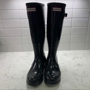 Hunter High Gloss Boots with Socks